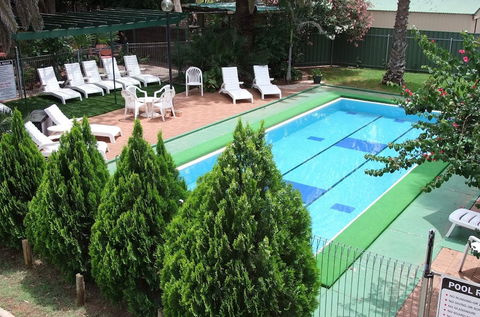 Elkira Court Motel - Australian Directory 6