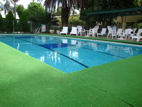 Elkira Court Motel - Australian Directory 5