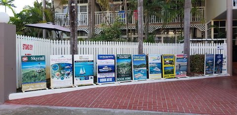 Reef Palms Motel - Australian Directory 1