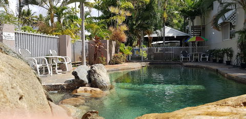Reef Palms Motel - Australian Directory 4