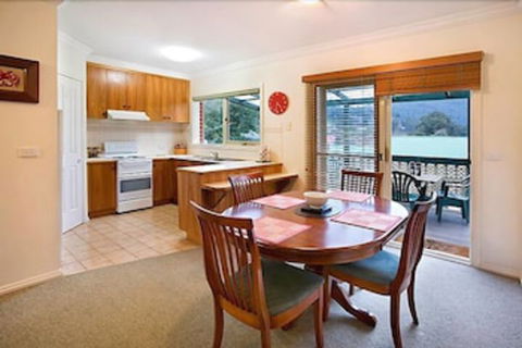 Annie's Escape In Warburton - Australian Directory 2