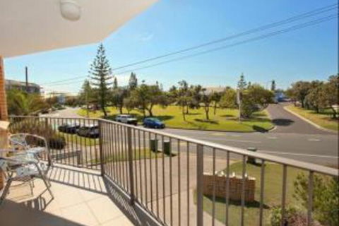 Pacific 1 / 103 - Australian Directory 0