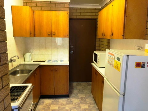 Flat 2 3 Bay Lane - Australian Directory 6