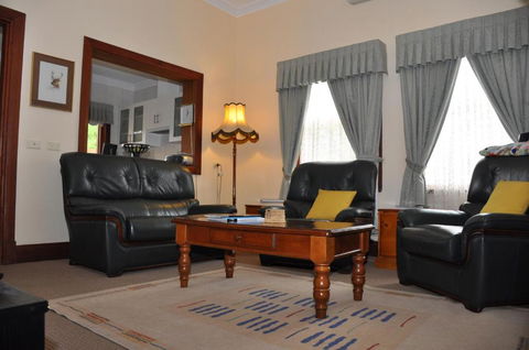 Apartments On Fiedler - Australian Directory 1
