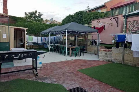 Wickham Retreat Backpackers - Australian Directory 6