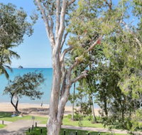 Hibiscus On Palm Cove at Marlin Waters - Australian Directory
