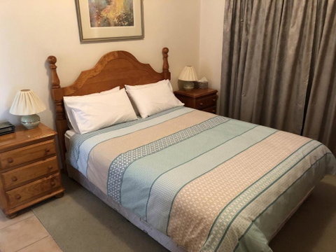 Unit 2 Ballingalla Apartments - Australian Directory 6