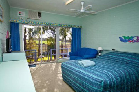 Inverloch Motel - Australian Directory 6