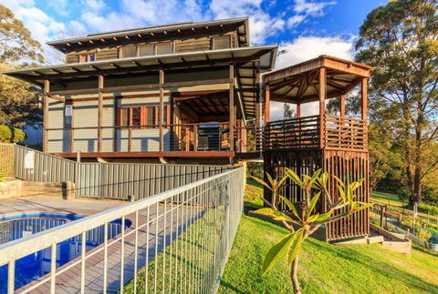 Goosewing Cottage - Australian Directory 3