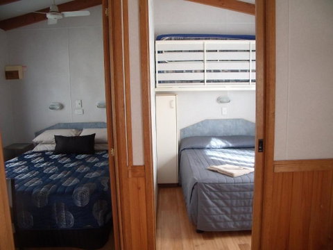 Elliston Waterloo Bay Tourist Park - Australian Directory 5