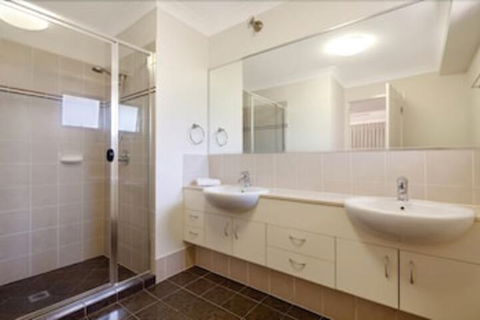 Coolum Villas - Australian Directory 3