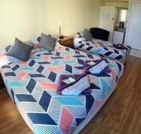 Turn-in Motel - Australian Directory