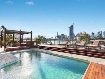 River Plaza Apartments - Australian Directory 3