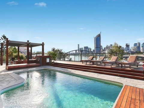 River Plaza Apartments - Australian Directory 5