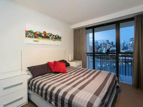 River Plaza Apartments - Australian Directory 1