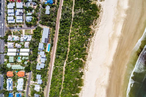A PERFECT STAY - KoKo's Beach Houses 1 And 2 - Australian Directory 4