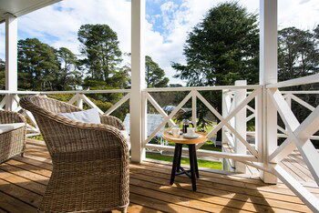 Lake Daylesford Apartments 2A - Australian Directory 0