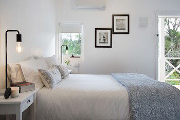 Lake Daylesford Apartments 3 - Australian Directory 1