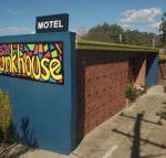 Bunkhouse Motel - Australian Directory