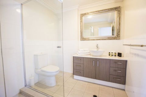 Zappeion Apartments - Australian Directory 5