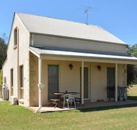Madigan Wine Country Cottages - Australian Directory