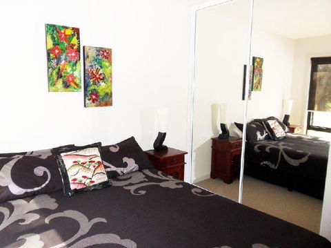 The Reserve Apartment - Australian Directory 6