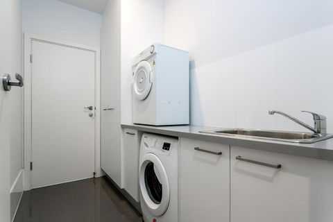 Ella House Adelaide - Australian Directory 3