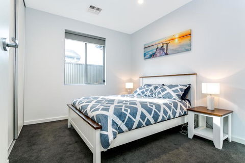 Ella House Adelaide - Australian Directory 2