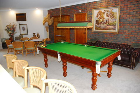 Gaerwood B & B - Australian Directory 4