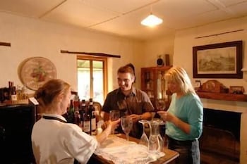 Stone Hut Cottage - Australian Directory 2