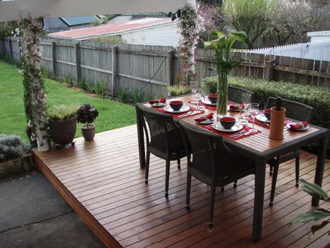 Jamieson Cottage - Australian Directory 2