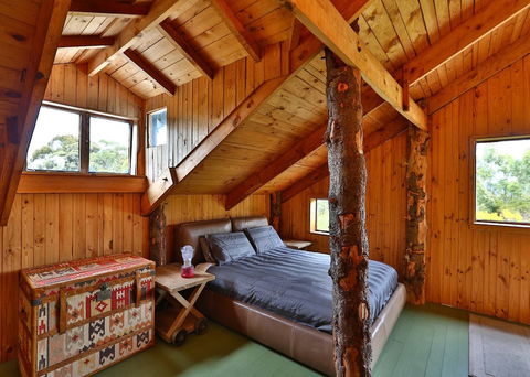 Bruny Island Lodge - Australian Directory 5