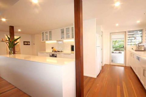 A PERFECT STAY - Cavvanbah Seaside Cottage - Australian Directory 7