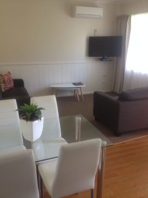 View Hill Holiday Units - Australian Directory 2