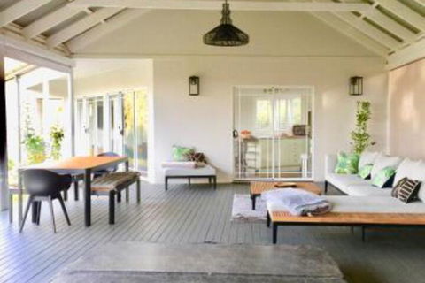 Stoney Creek Retreat - Australian Directory 5