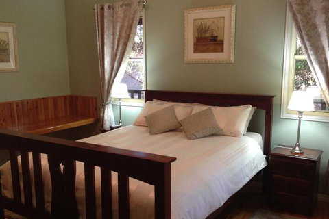 Maleny Country Cottages - Australian Directory 4