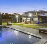 Ebony Rose Tweed Coast Holidays - Australian Directory