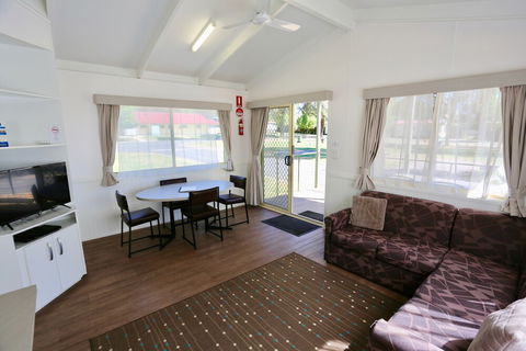 Jenolan Holiday Park - Campsite - Australian Directory 2