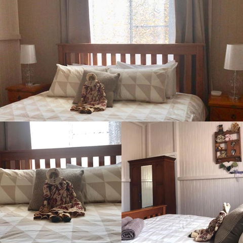 Cherry Blossom Cottage - Australian Directory 3