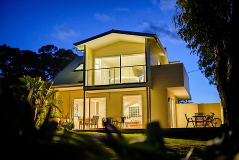 Cod Rock Point - Australian Directory 4