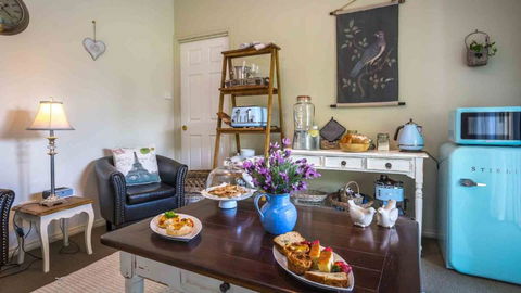 Vicarage View Cottage - Australian Directory 1