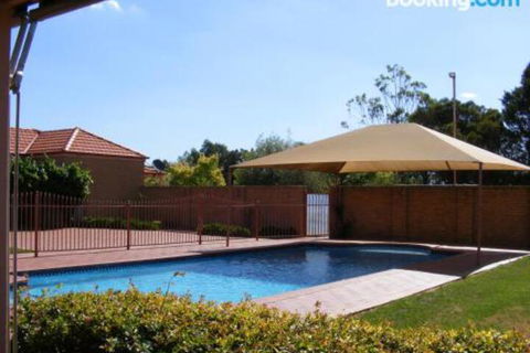 Fairways Bed & Breakfast At Jerilderie - Australian Directory 5