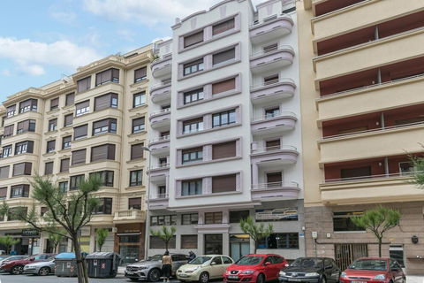 Bondi Family Escape - Australian Directory 0