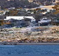 Penneshaw Oceanview Apartments - Australian Directory