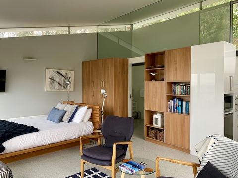 Eaglehawk Pavilions - Australian Directory 2