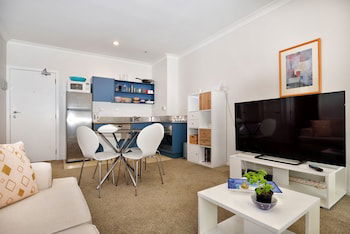 Private 4 Bedroom Beach House In Bondi - Australian Directory 2