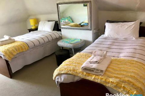 Eliza Cottage - Australian Directory 3