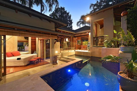 Villa 3 Far Pavillons Luxury Villa - Australian Directory 1