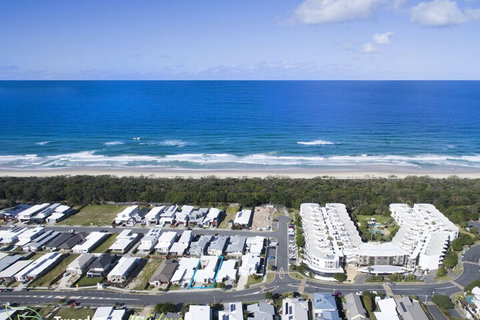 Luxe House Tweed Coast Holidays Ã‚ - Australian Directory 1