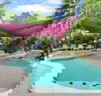 Trinity Breezes at Trinity Beach - Australian Directory